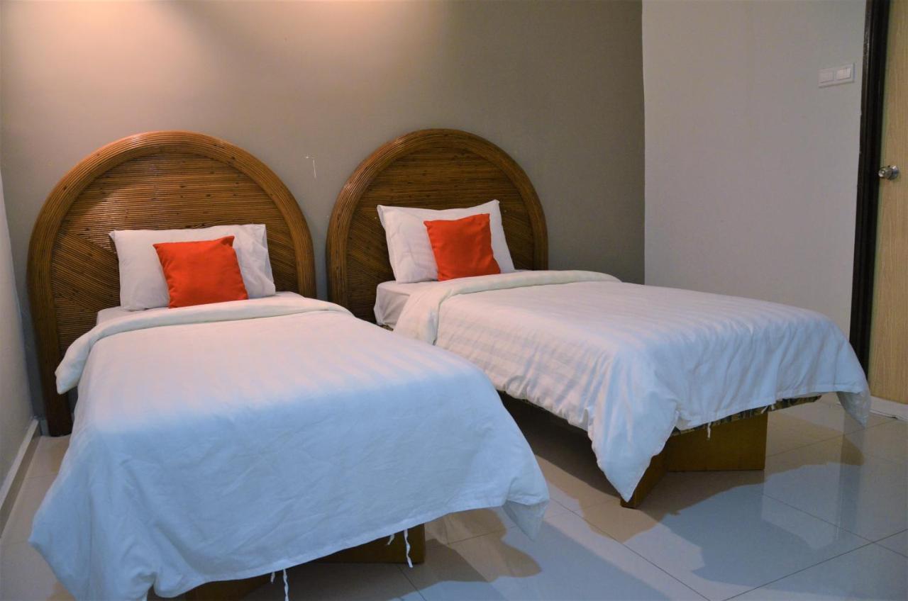 Senrose Hotel Kuantan Esterno foto